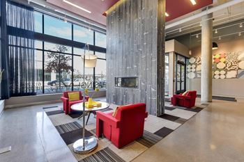 Lobby lounge
